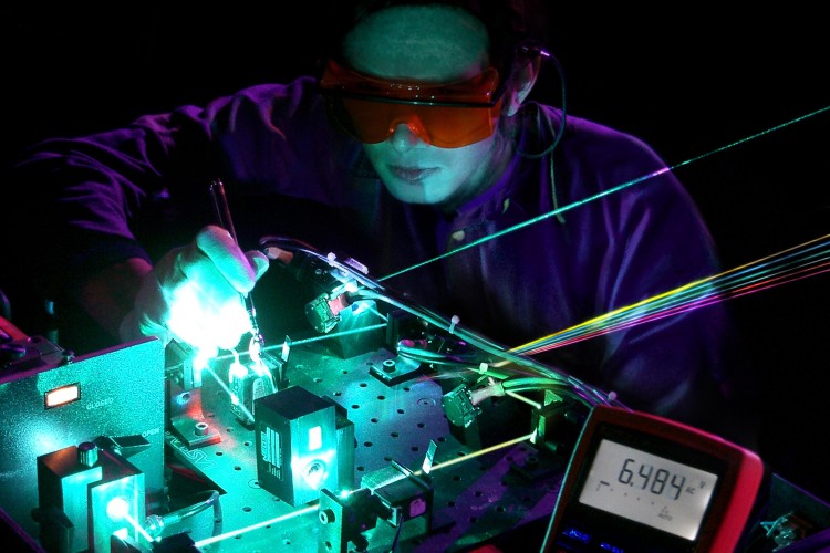 Technology-6-Laservision-Research-and-Development-Digital-Data-Pump-Lasers